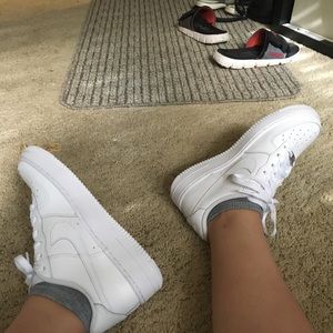 Meet your Posher, Candace